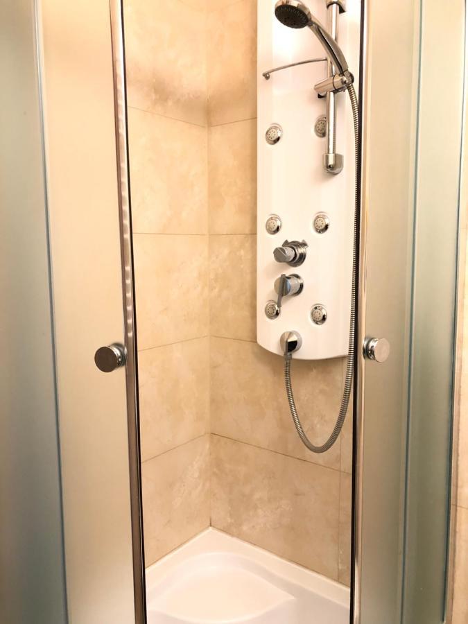 Apartamenty I Pokoje Chaton Mielno Mielno  Exteriör bild