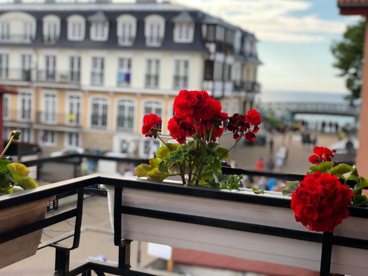 Apartamenty I Pokoje Chaton Mielno Mielno  Exteriör bild